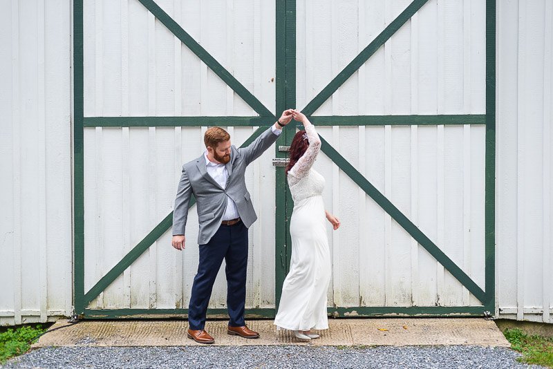 caboose-farm-frederick-fall-weddings-jsasuphotography-19.jpg