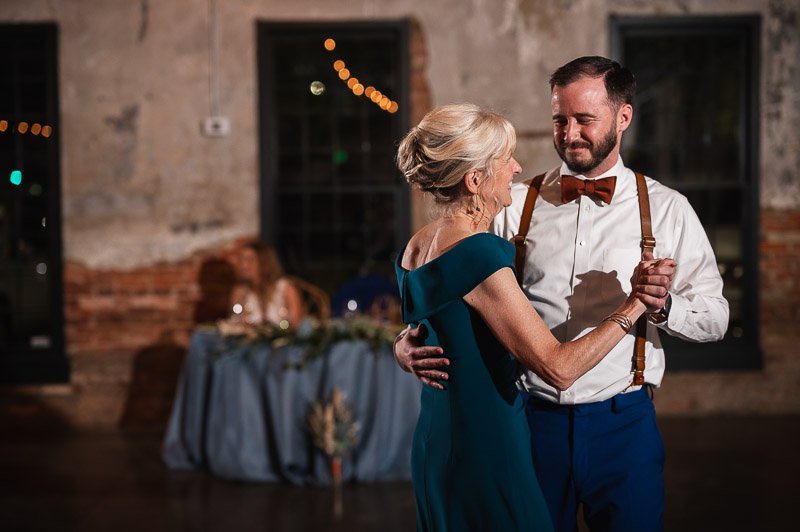 mt-washington-mill-dye-wedding-baltimore-anna-kyle-jsasuphotography-7430.jpg