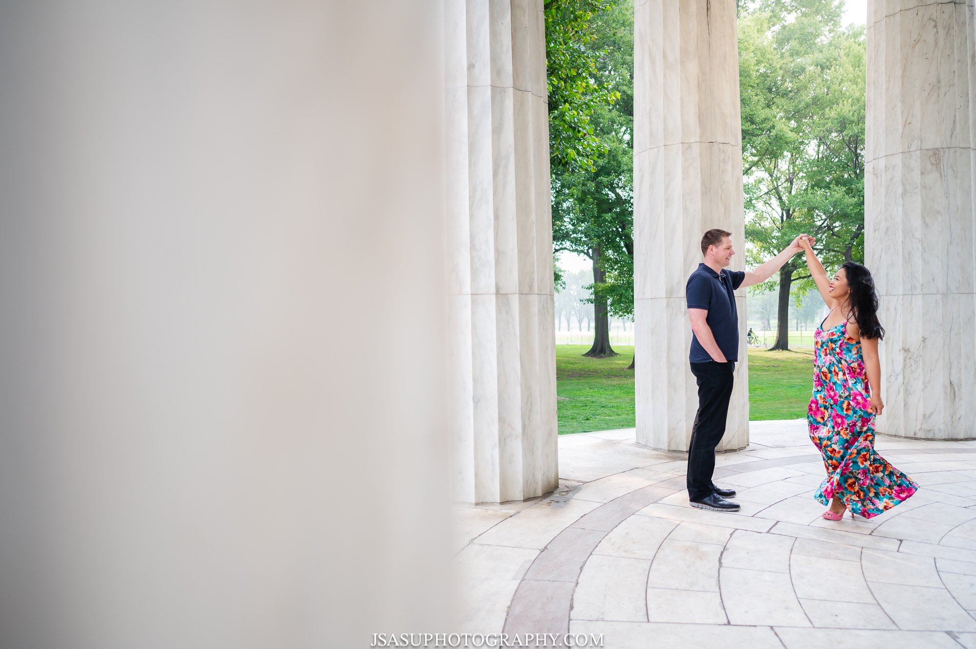 franklin-delano-roosevelt-memorial-engagement-session-dc-3.jpg
