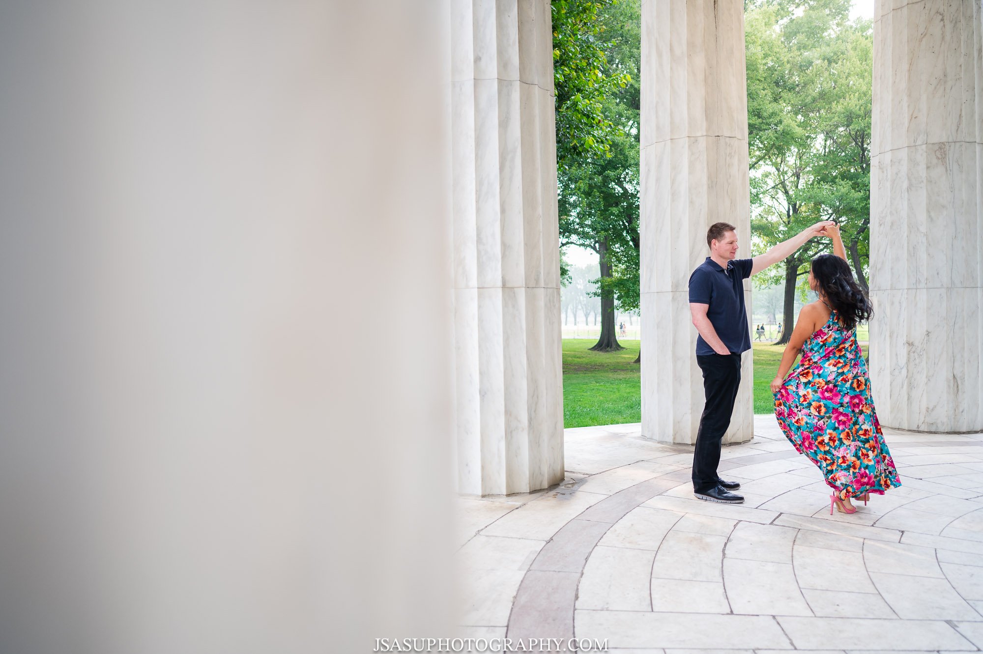 franklin-delano-roosevelt-memorial-engagement-session-dc-4.jpg