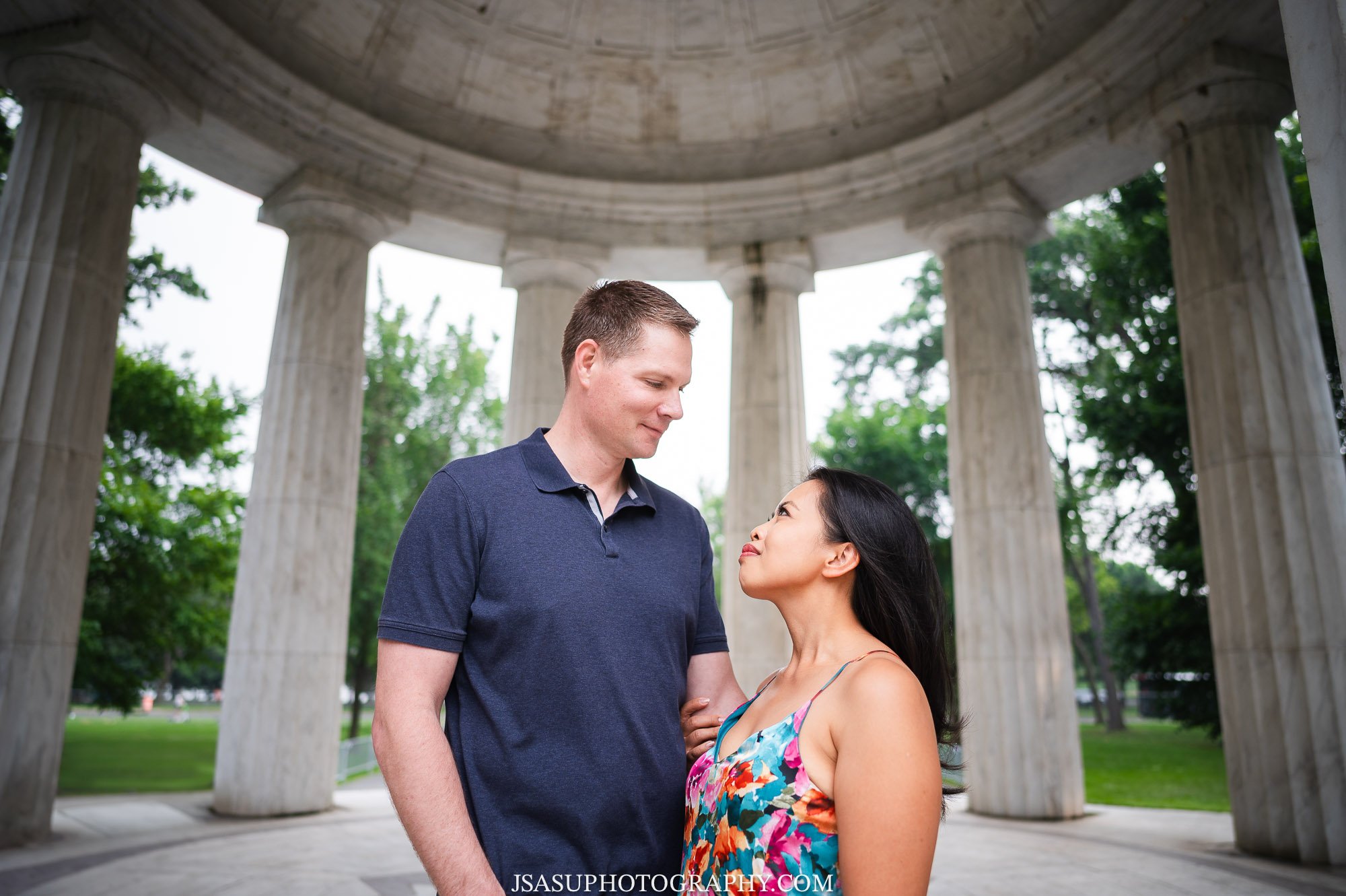 franklin-delano-roosevelt-memorial-engagement-session-dc-5.jpg