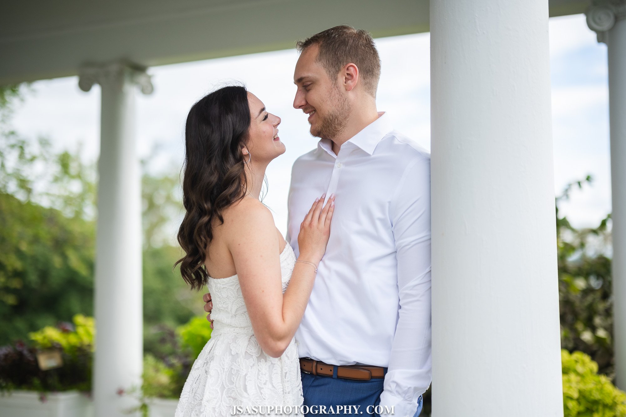 river-farm-alexandria-virginia-summer-engagement-jsasuphotography-2.jpg