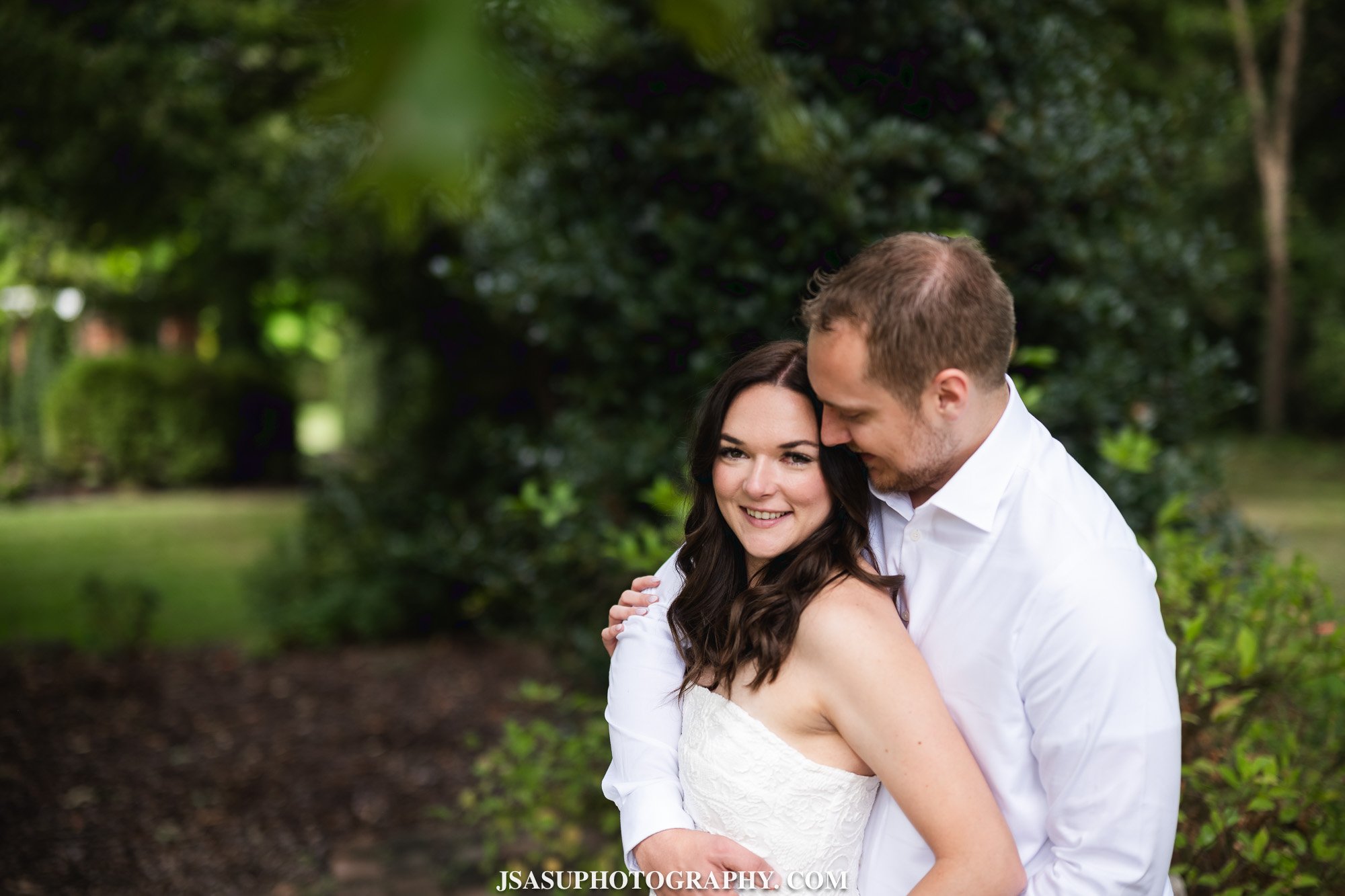 river-farm-alexandria-virginia-summer-engagement-jsasuphotography-29.jpg