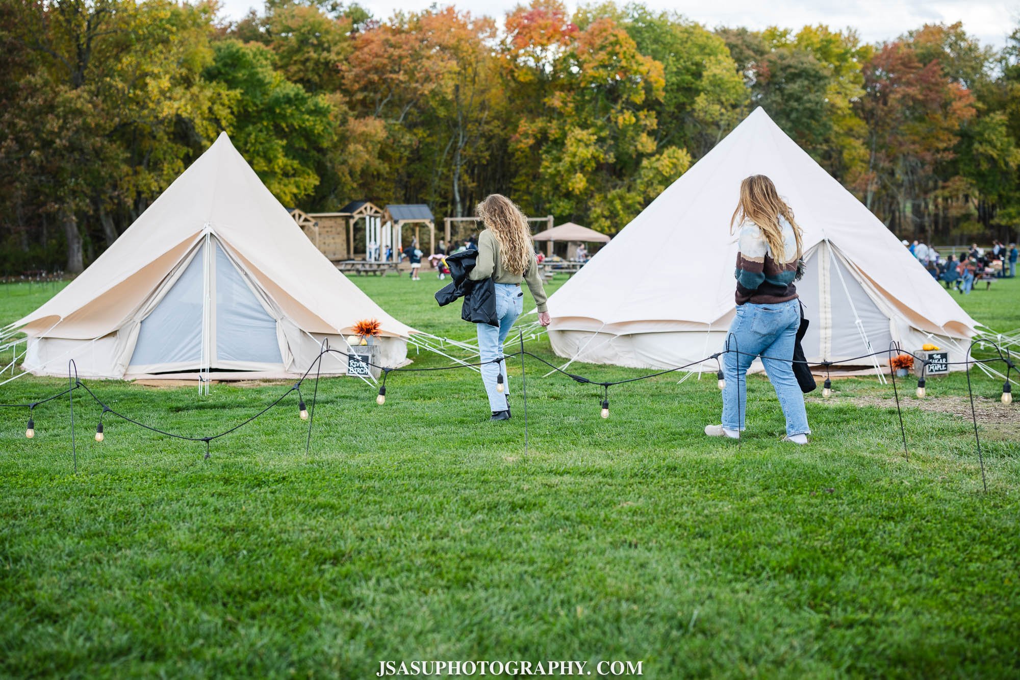 lone-oak-farm-brewery-surprise-proposal-jsasuphotography-1.jpg