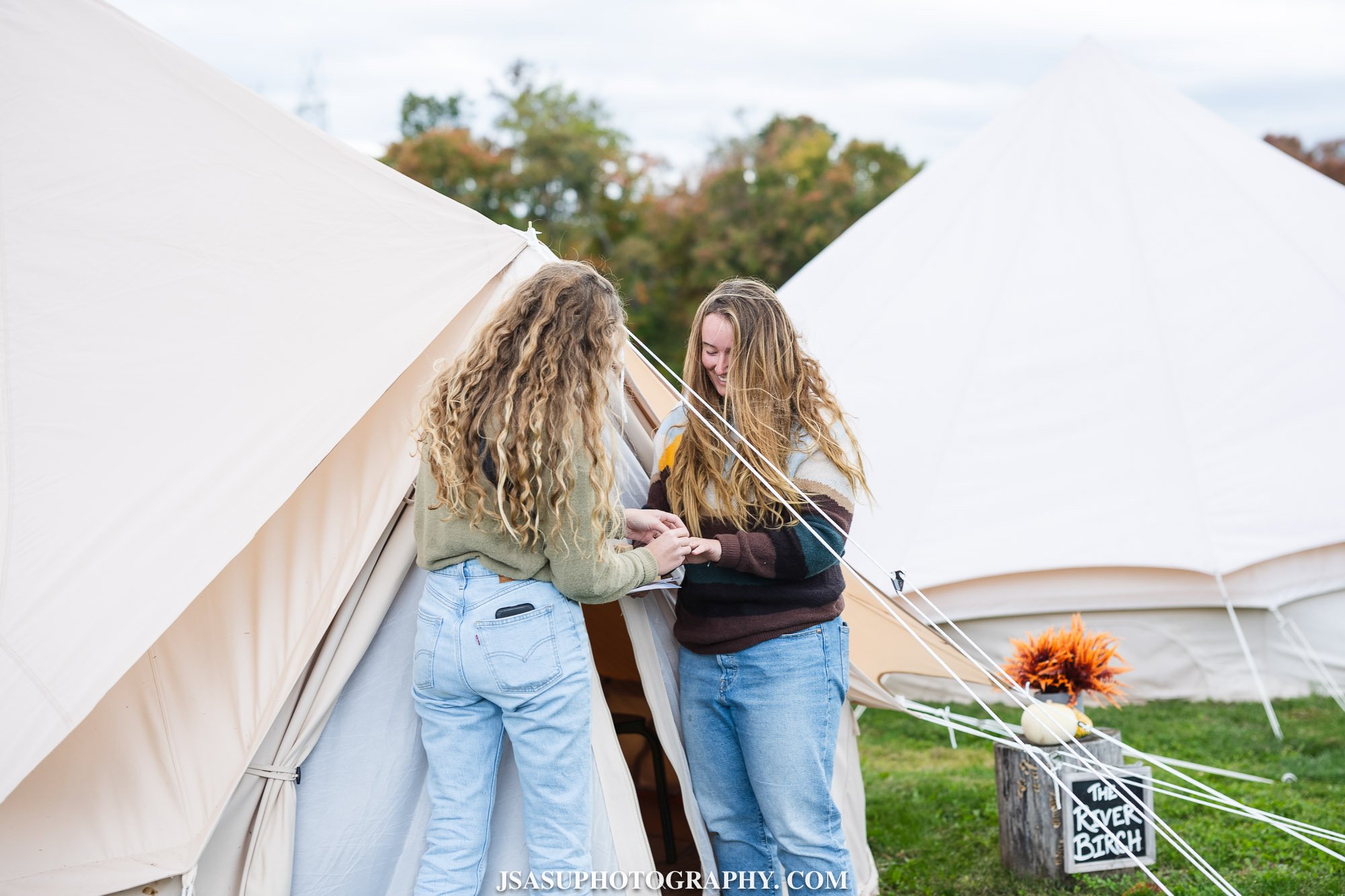 lone-oak-farm-brewery-surprise-proposal-jsasuphotography-4.jpg