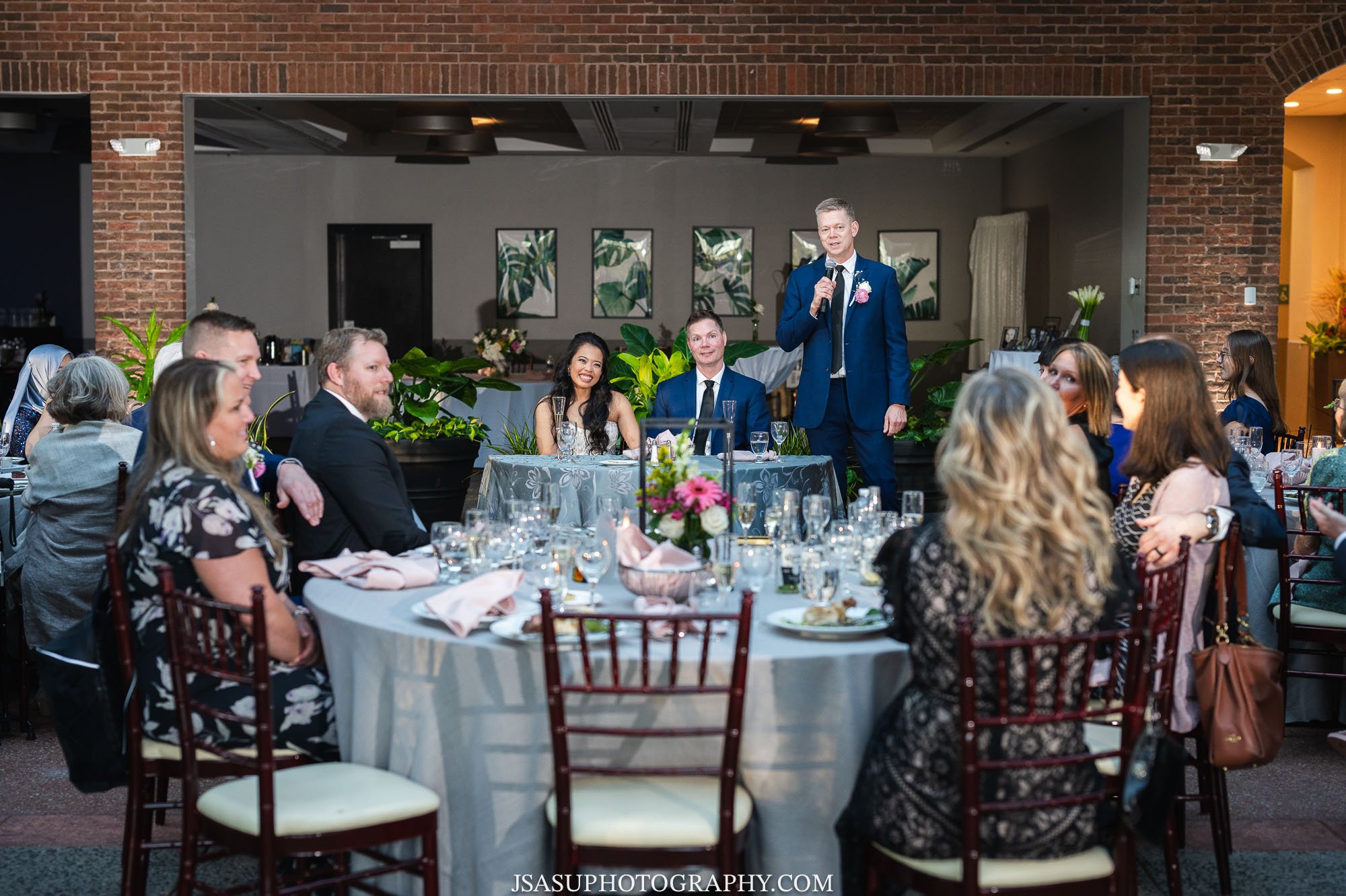 atrium-meadowlark-garden-wedding-jsasuphotography-27.jpg