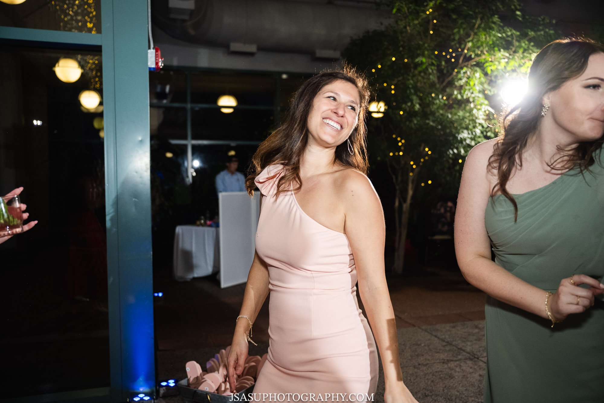 atrium-meadowlark-garden-wedding-jsasuphotography-31.jpg