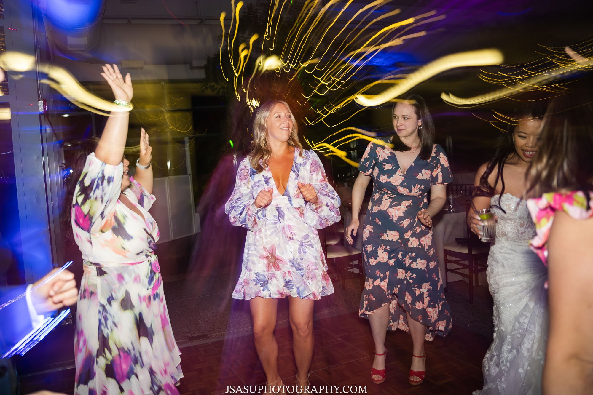 atrium-meadowlark-garden-wedding-jsasuphotography-34.jpg