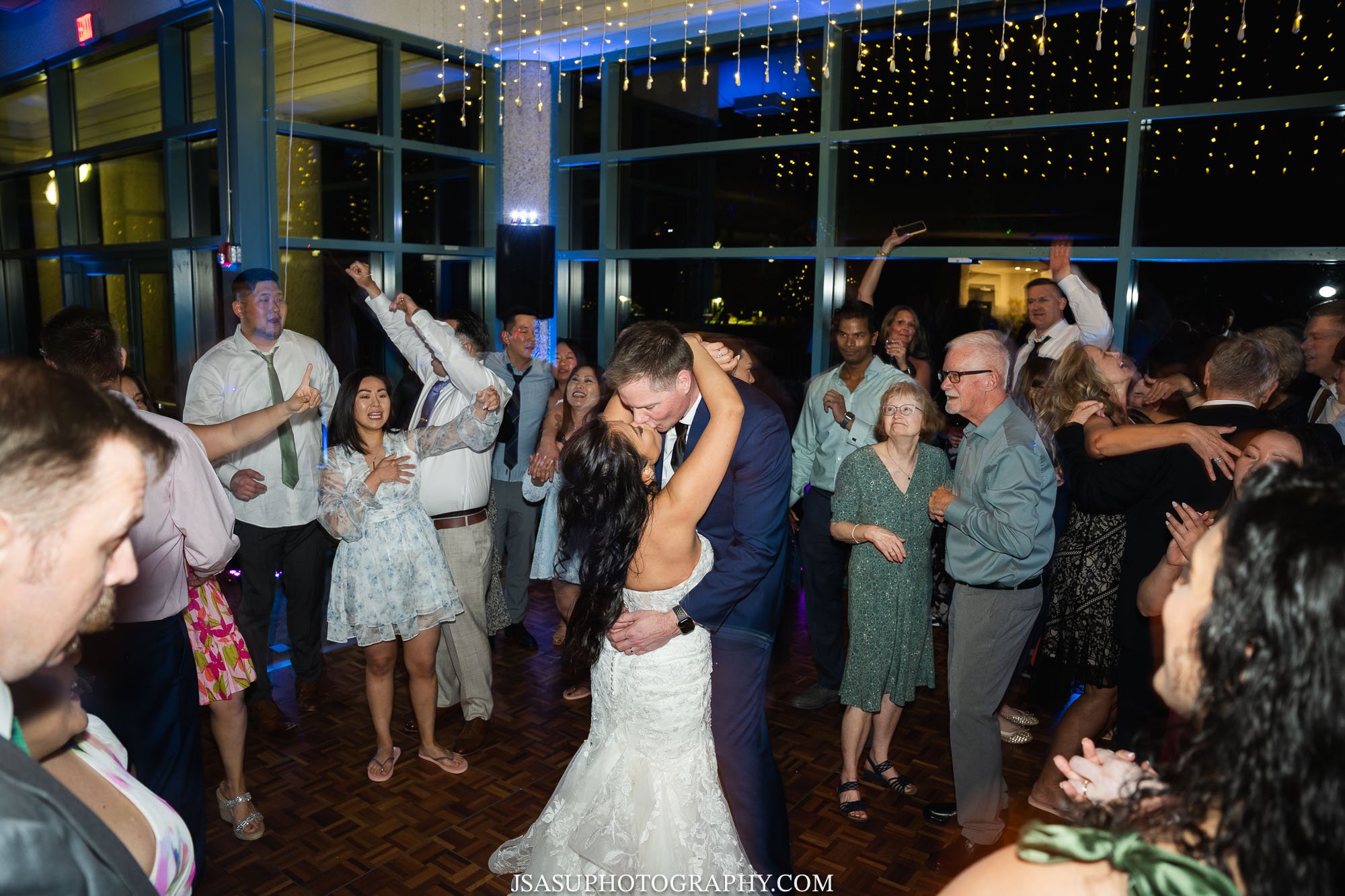 atrium-meadowlark-garden-wedding-jsasuphotography-40.jpg