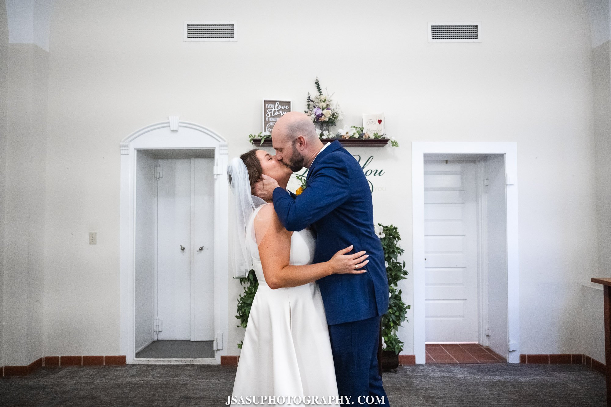 taylor-cory-annapolis-maryland-intimate-wedding-jsasuphotography-10.jpg