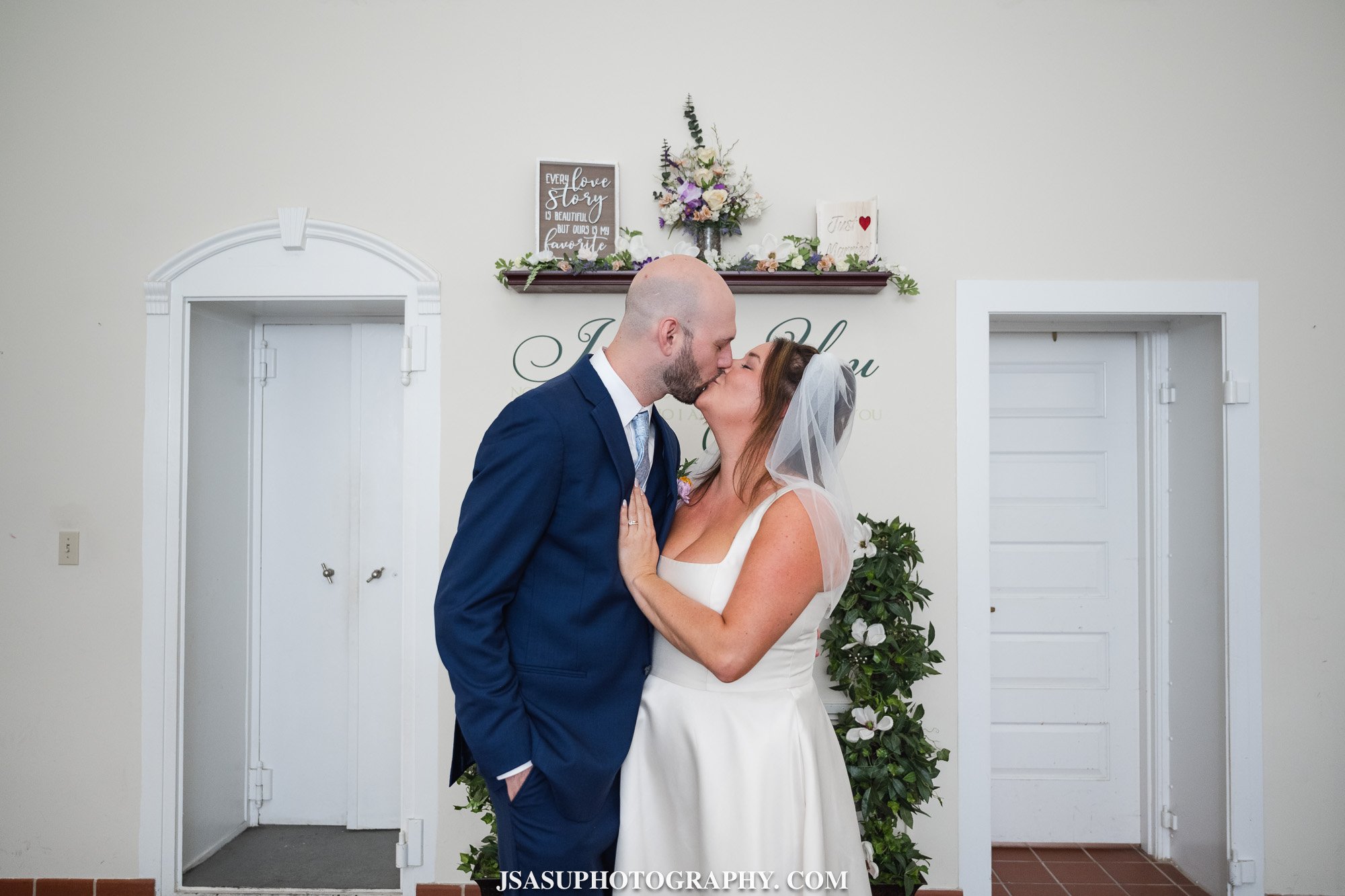 taylor-cory-annapolis-maryland-intimate-wedding-jsasuphotography-12.jpg