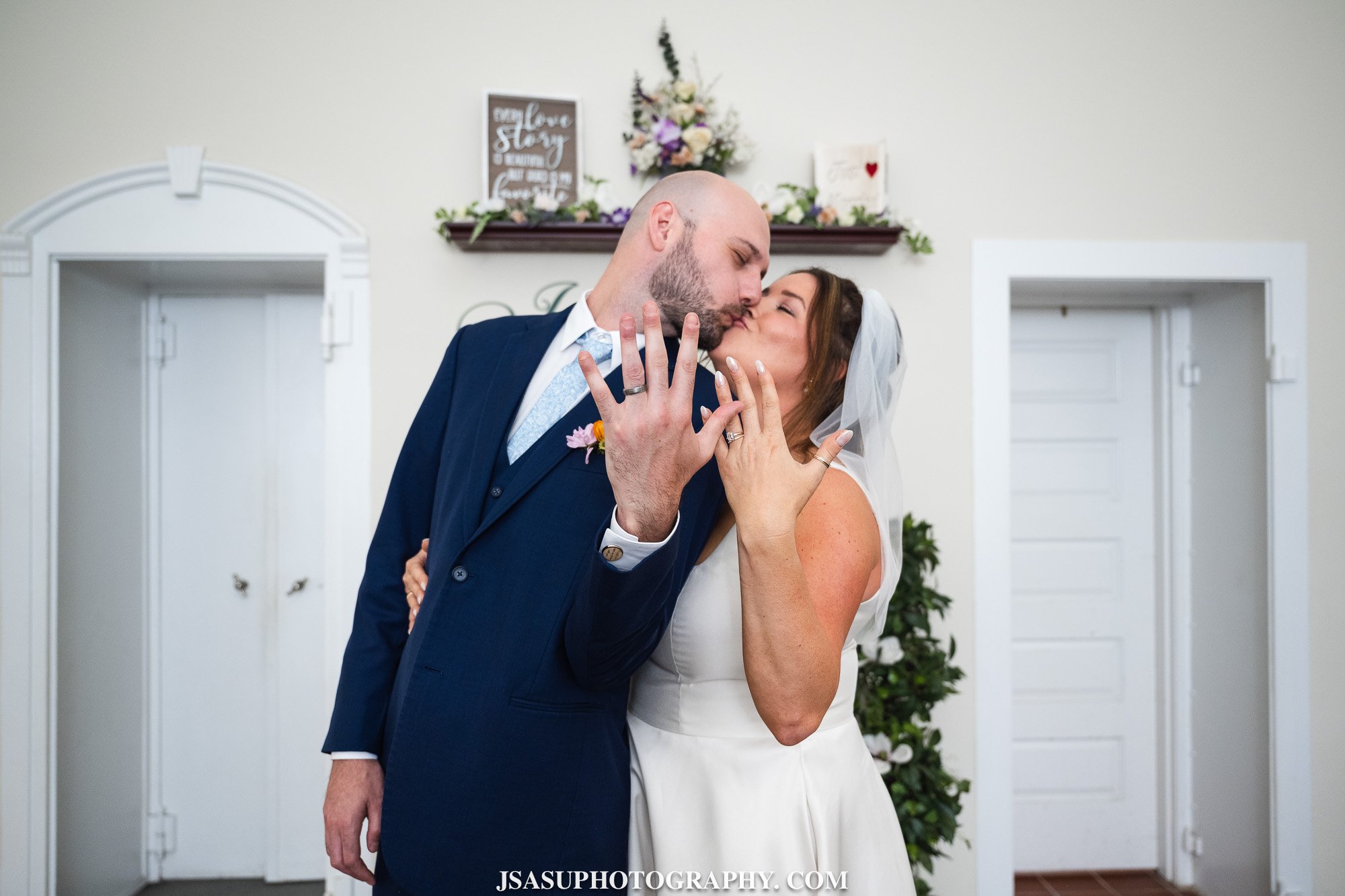 taylor-cory-annapolis-maryland-intimate-wedding-jsasuphotography-14.jpg