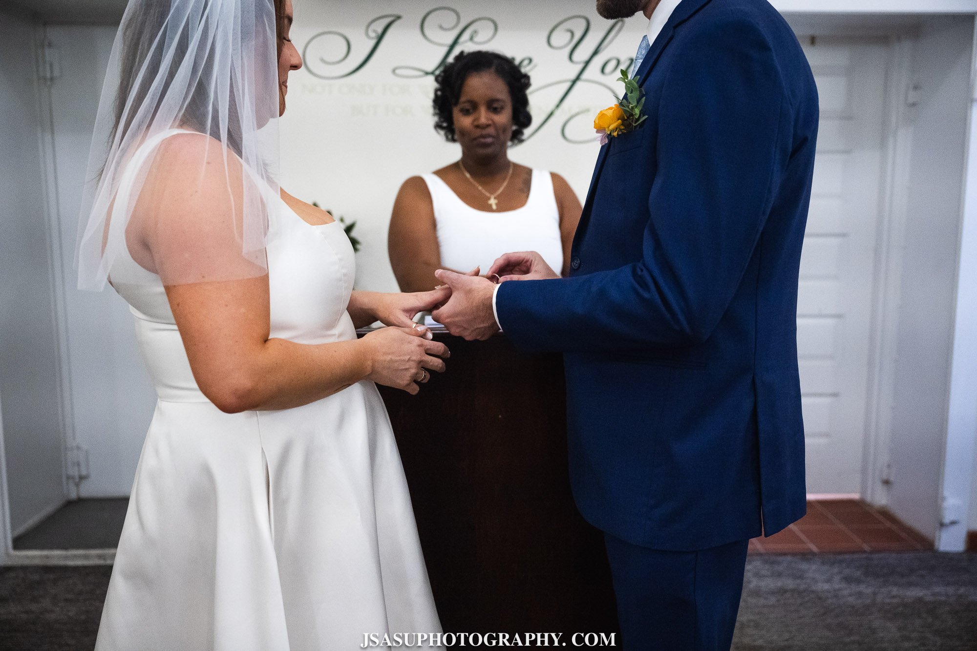taylor-cory-annapolis-maryland-intimate-wedding-jsasuphotography-6.jpg