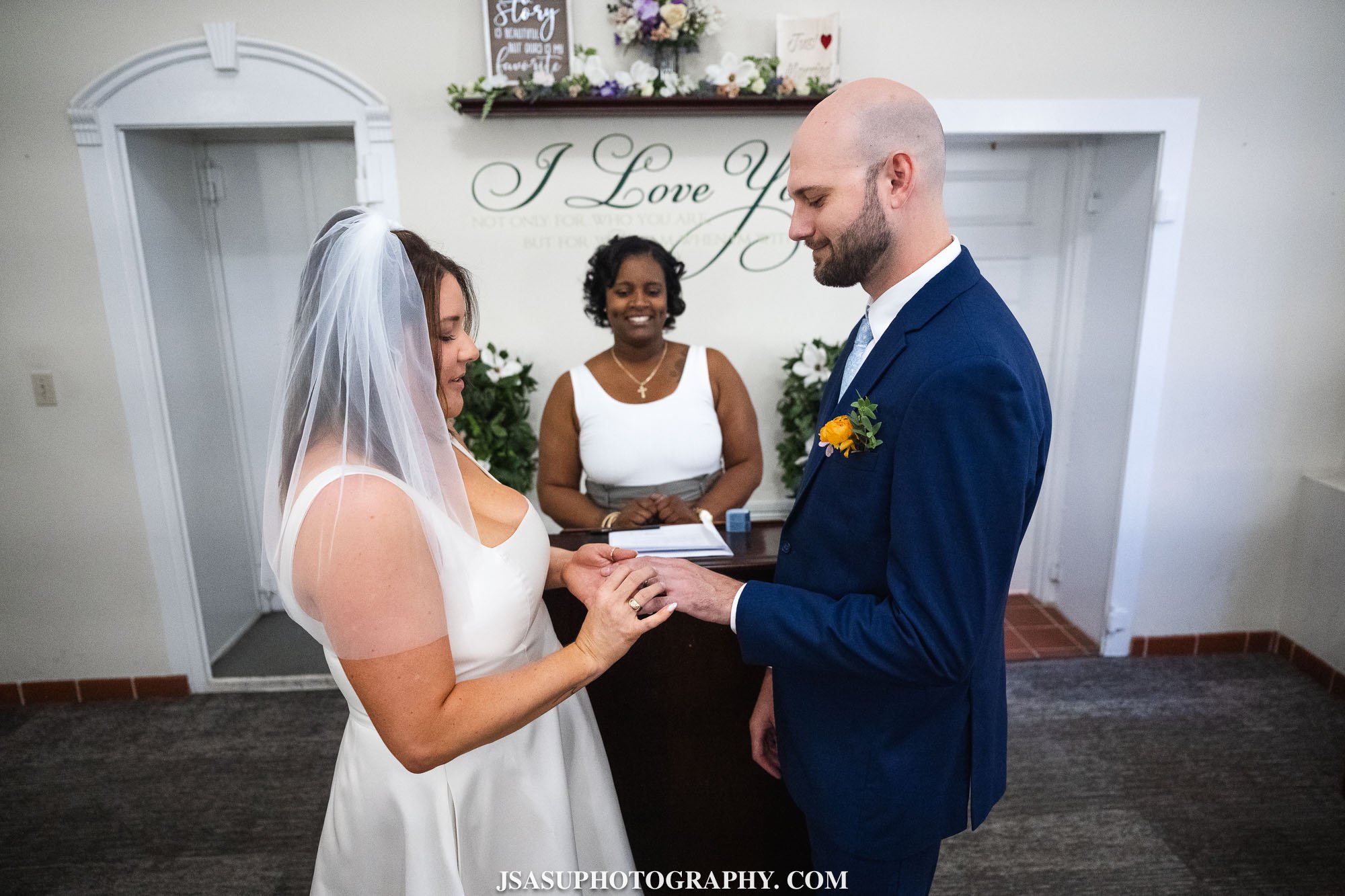 taylor-cory-annapolis-maryland-intimate-wedding-jsasuphotography-9.jpg