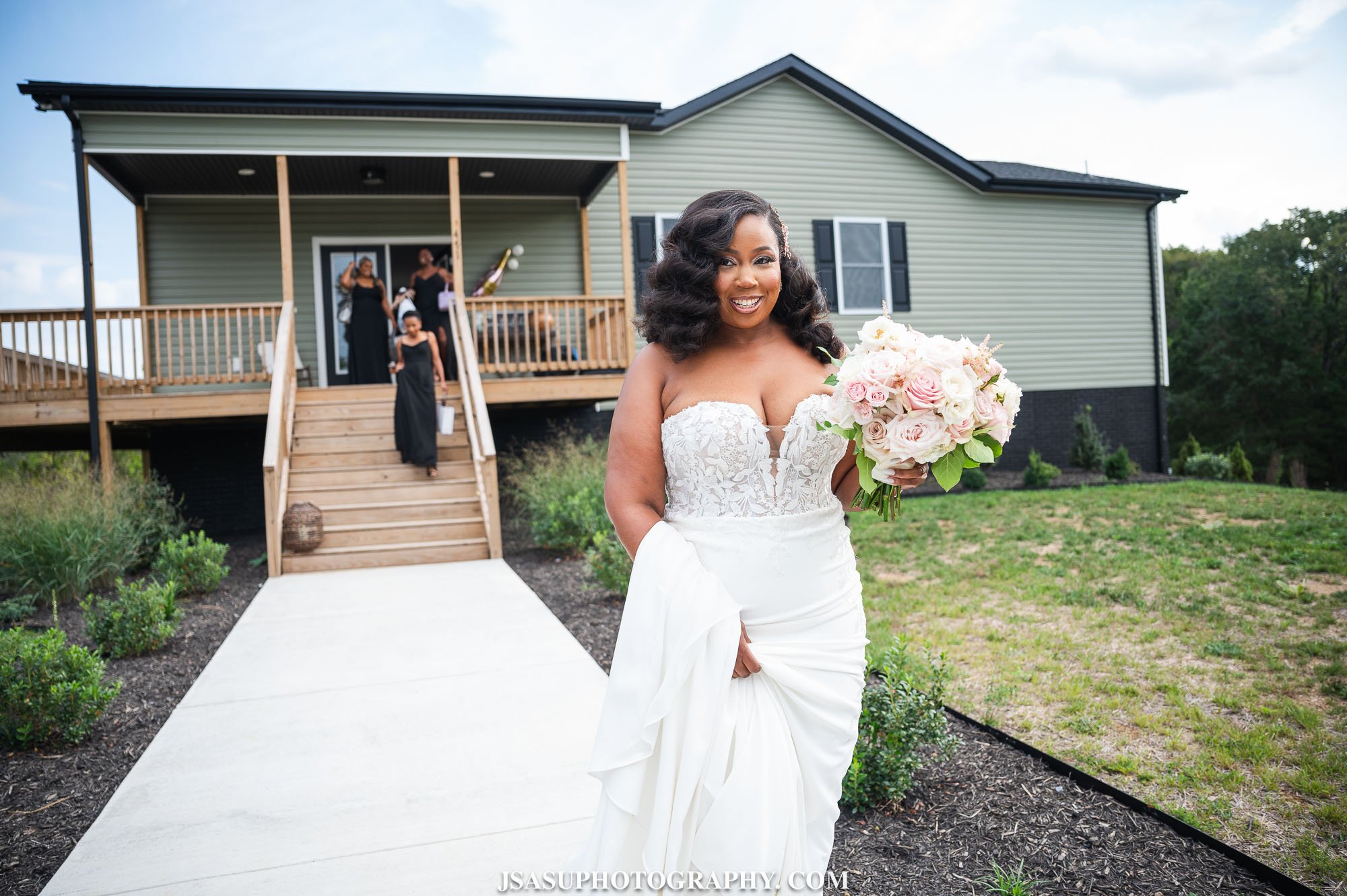reitano-vineyards-wedding-virginia-jsasuphotography-14.jpg