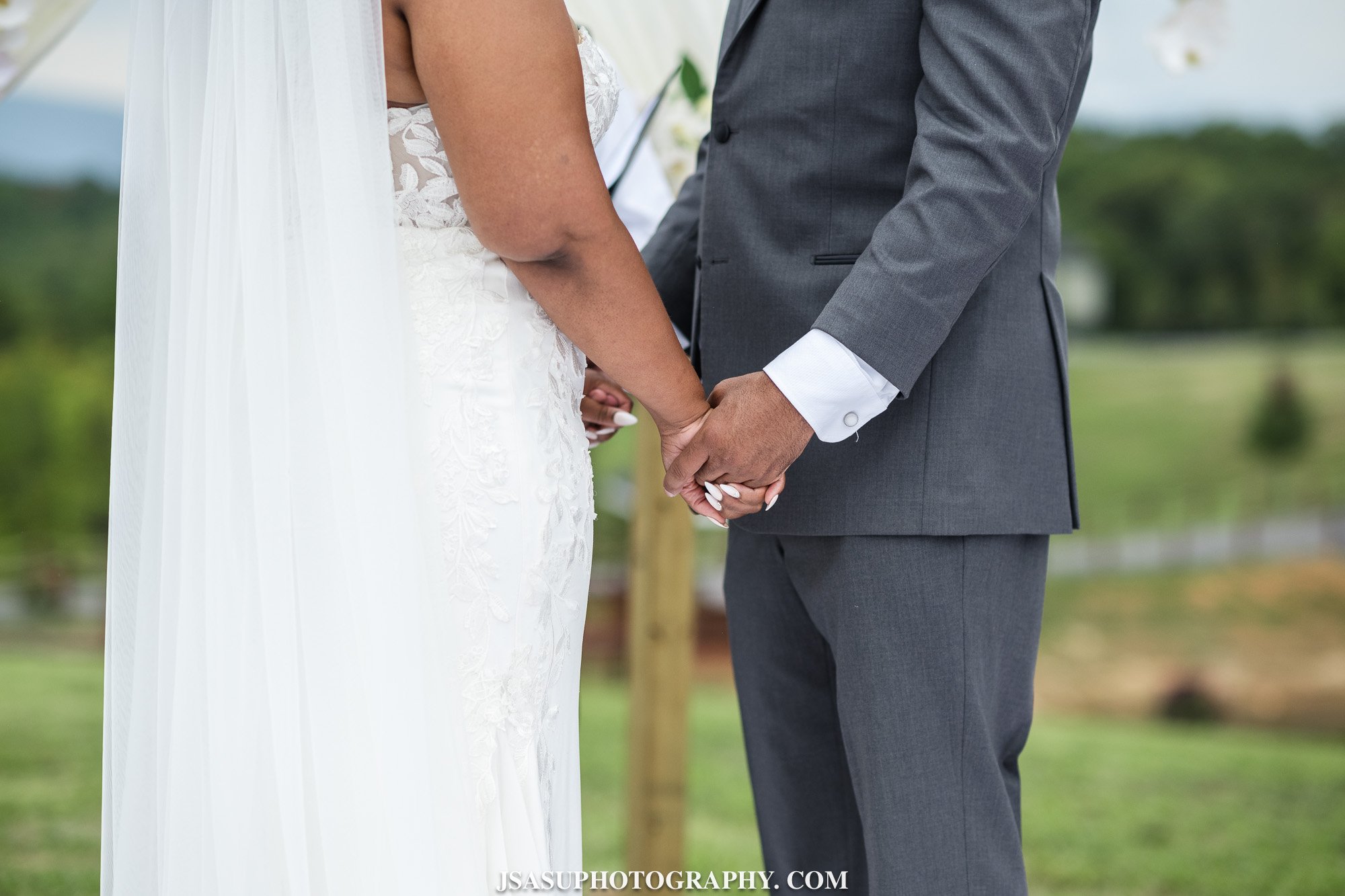 reitano-vineyards-wedding-virginia-jsasuphotography-23.jpg