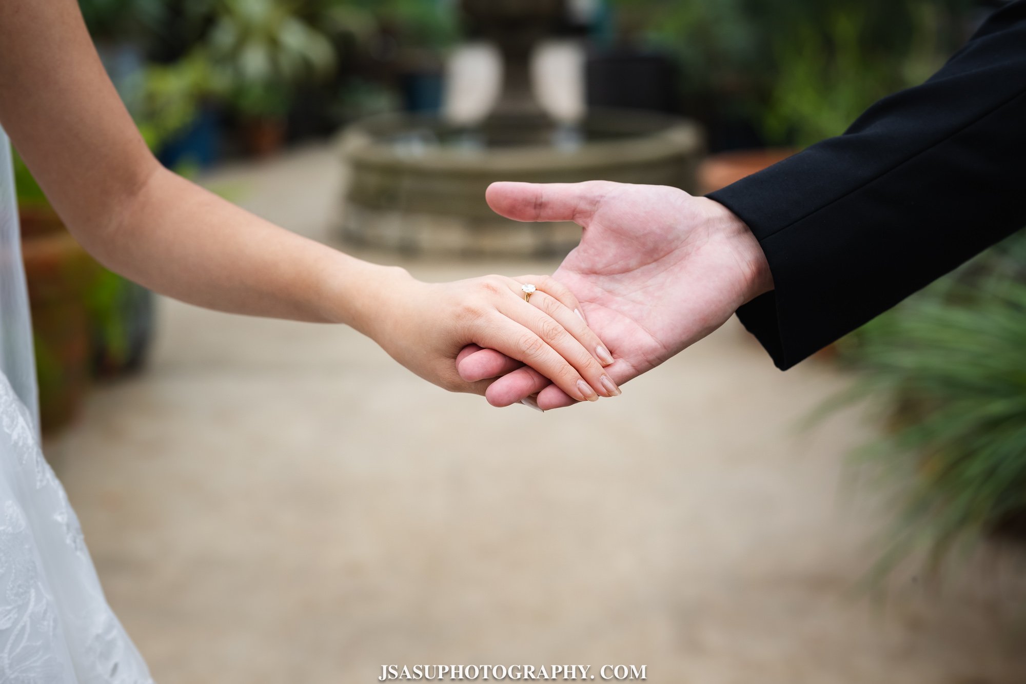 winter-wedding-atrium-meadowlark-virginia-jsasuphotography-10.jpg