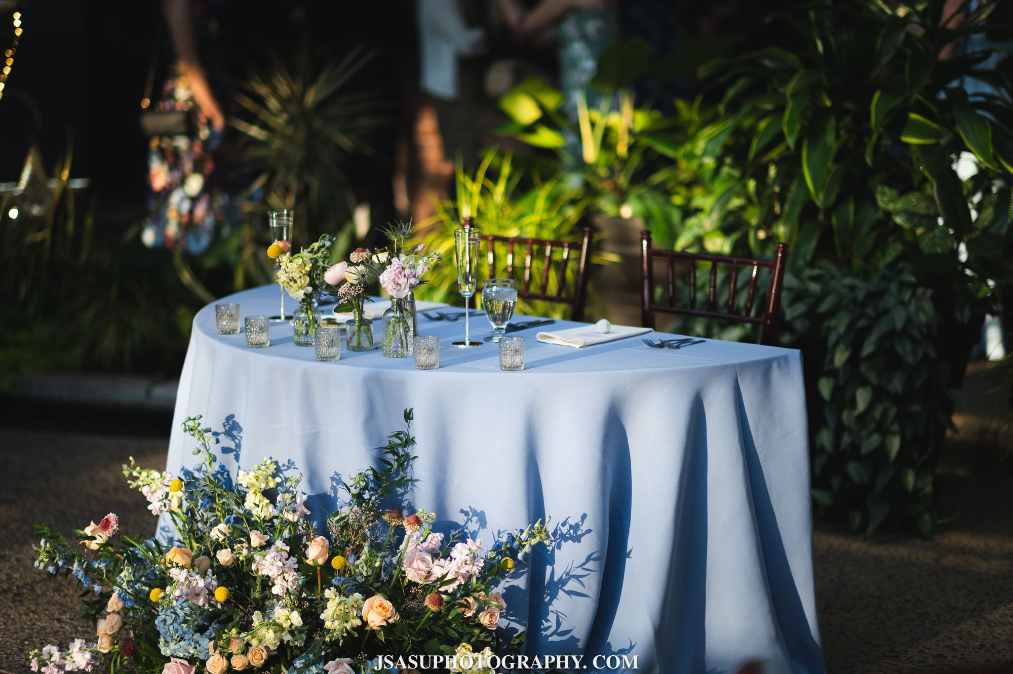 winter-wedding-atrium-meadowlark-virginia-jsasuphotography-28.jpg