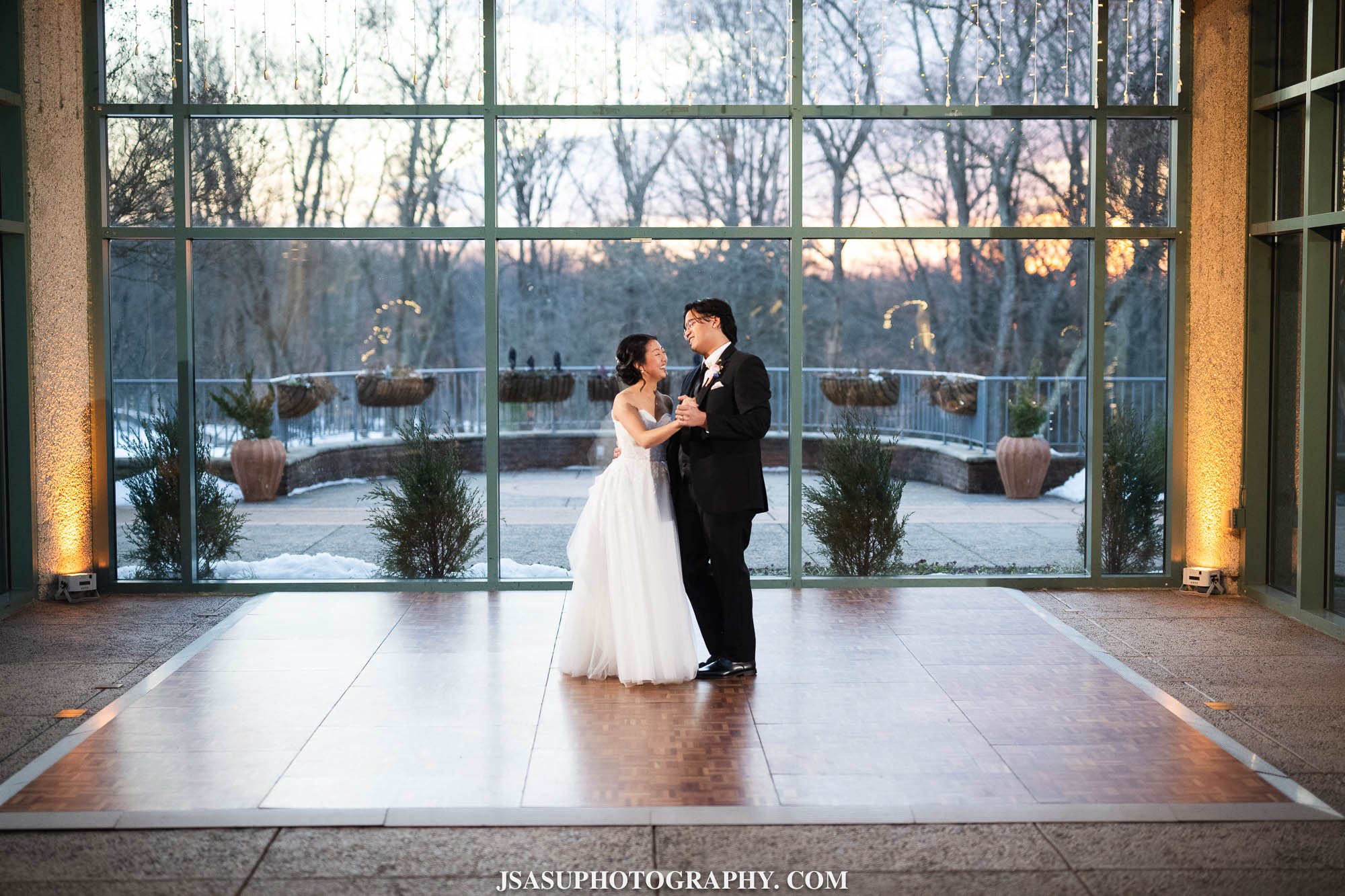 winter-wedding-atrium-meadowlark-virginia-jsasuphotography-31.jpg