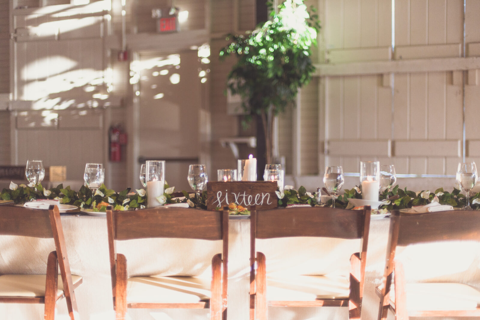 annapolis wedding venue with table decor