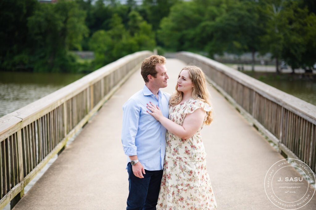 Couple walking during Theodore Roosevelt Island engagement photos
