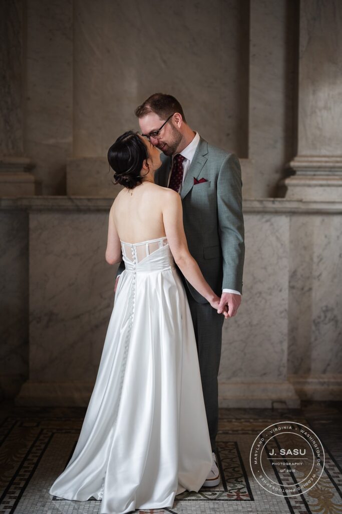 Washington DC courthouse elopement photography