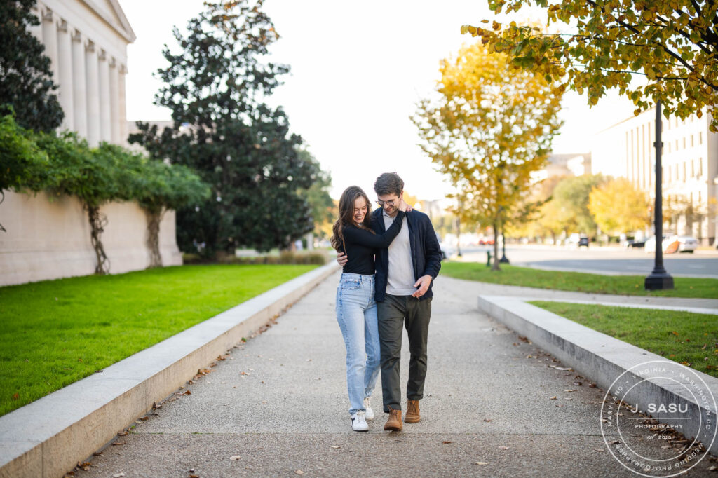 Couple walking through the National Gallery of Art